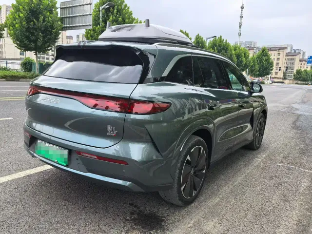 BYD Tang L — Фото автомобиля 7