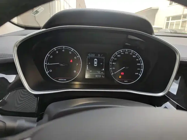 Geely Binyue — Фото автомобиля 7