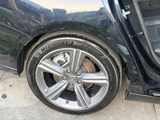 Honda Accord — Фото автомобиля 15