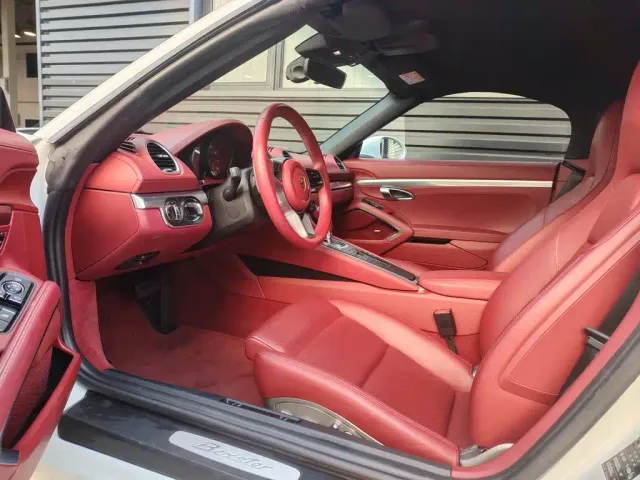 Porsche 718 — Фото автомобиля 6