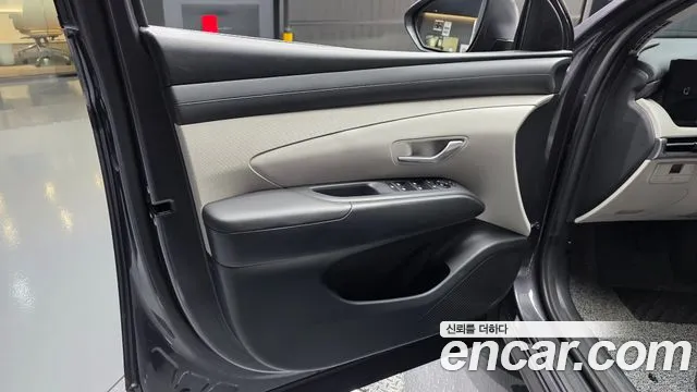 Hyundai Tucson Новый Tucson (NX4) Бензин 1.6 турбо 2WD — Фото автомобиля 24