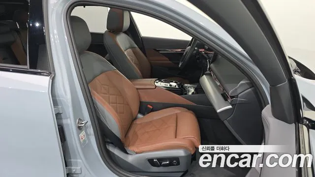BMW 5-Series 5 серия (G60) 530i xDrive M Sport — Фото автомобиля 24
