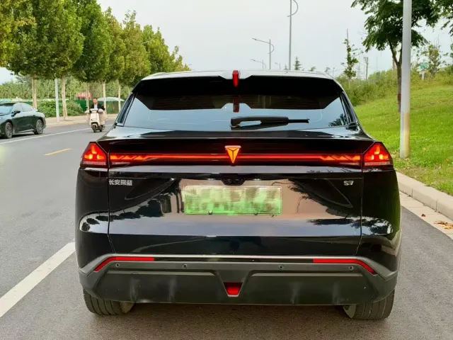 Deepal S07 — Фото автомобиля 8