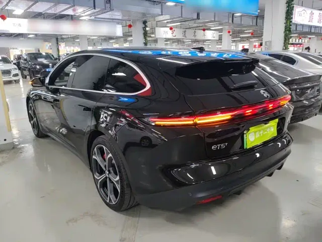 Nio ET5 Touring — Фото автомобиля 4
