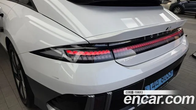 Hyundai Ioniq 6 — Фото автомобиля 8