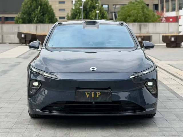 NIO NIO ET7 2024 75kWh Executive Edition — Фото автомобиля 3