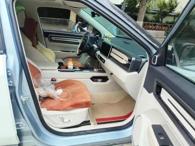 Geely ICON — Фото автомобиля 13