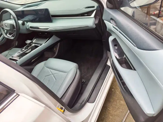 Changan Raeton Plus — Фото автомобиля 13