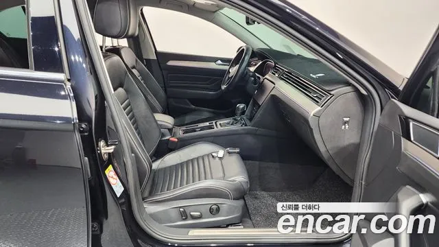 Volkswagen Passat — Фото автомобиля 26