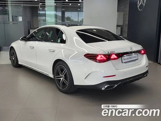 Mercedes-Benz E-Class W214 — Фото автомобиля 2