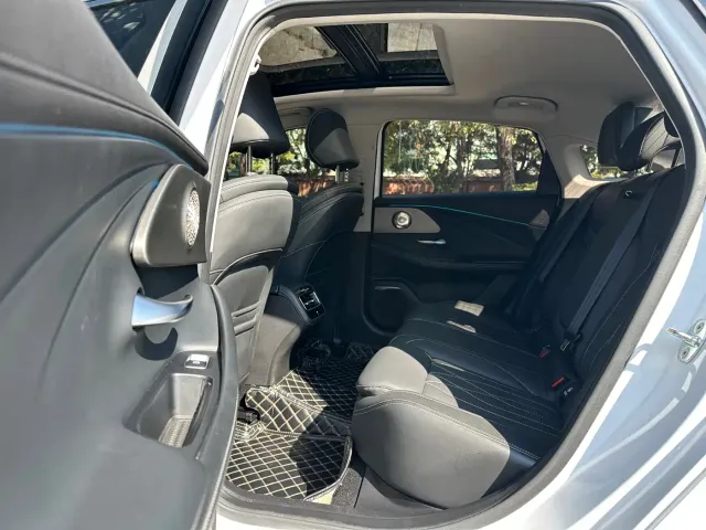 Chery Arrizo 8 — Фото автомобиля 12