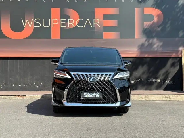 Toyota Vellfire — Фото автомобиля 2