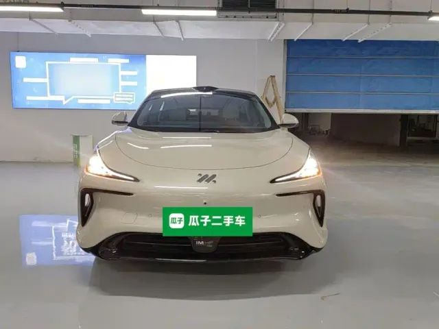 IM Motors LS6 — Фото автомобиля 2