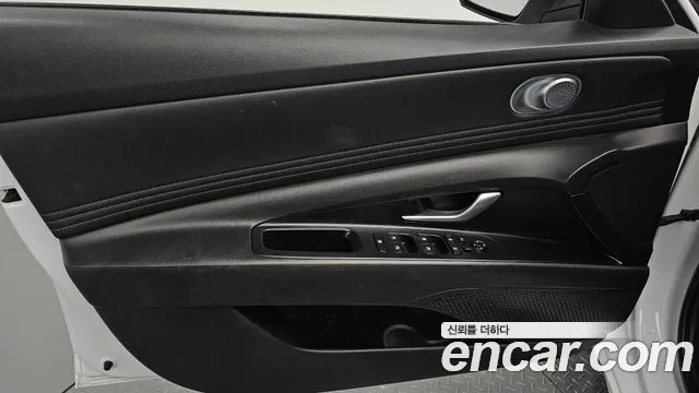 Hyundai Avante — Фото автомобиля 13