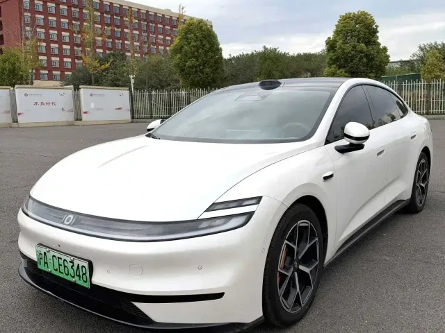 Фотография автомобиля — Changan Qiyuan A06