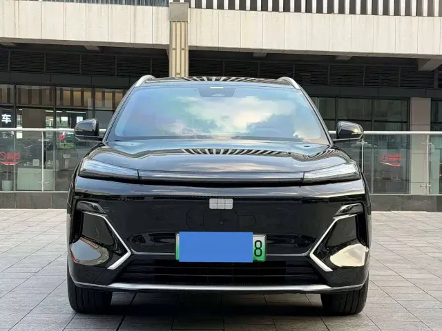 Geely Galaxy Starship 7 EM-i — Фото автомобиля 2