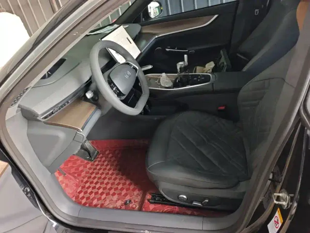 Changan Qiyuan A07 — Фото автомобиля 10