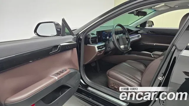 Hyundai Grandeur GN7 — Фото автомобиля 10