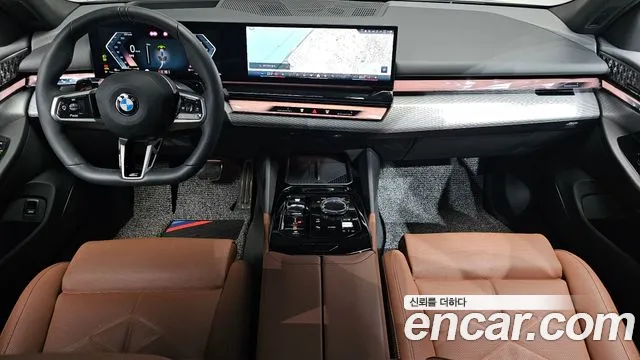 BMW 5 Series G60 — Фото автомобиля 7