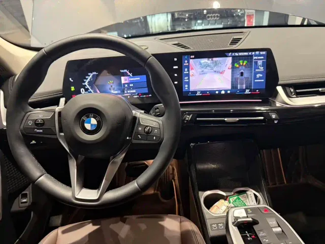 BMW X1 — Фото автомобиля 13
