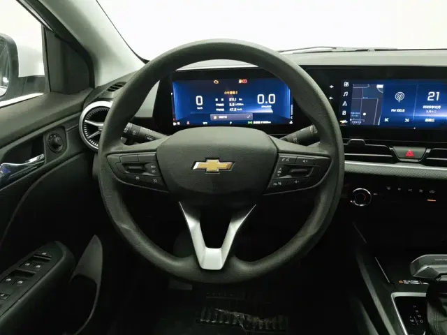 Chevrolet Monza — Фото автомобиля 11