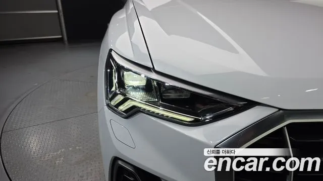 Audi Q3 — Фото автомобиля 22