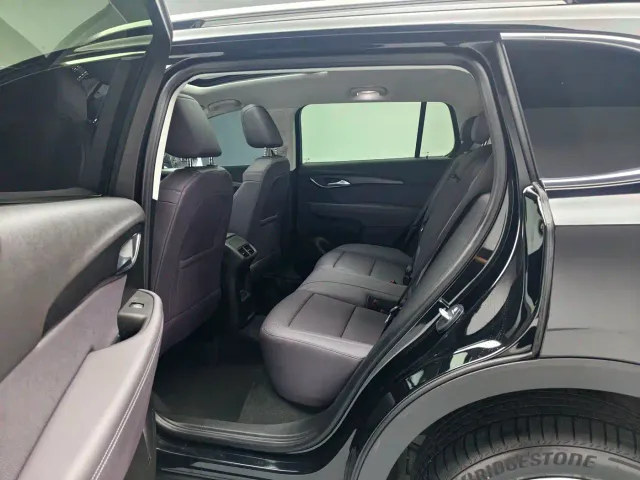 Buick Envision Plus — Фото автомобиля 13