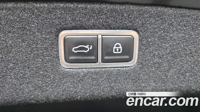 Genesis G90 — Фото автомобиля 18
