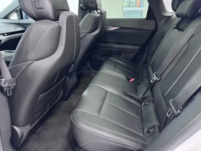 Cadillac Optiq — Фото автомобиля 5