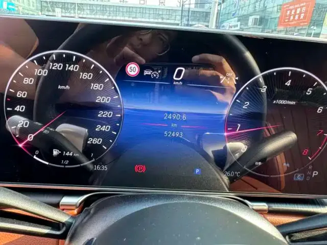 Mercedes-Benz S-Class — Фото автомобиля 2