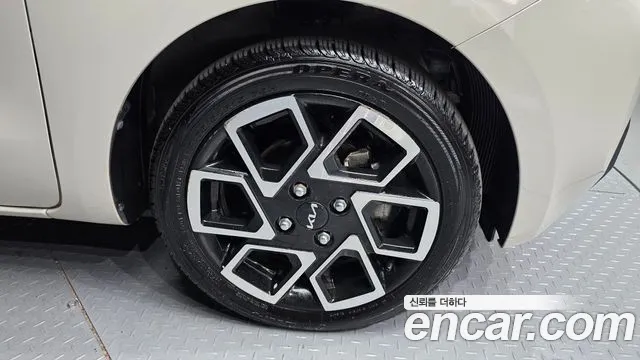 Kia RAY Новый Kia Ray Signature — Фото автомобиля 5