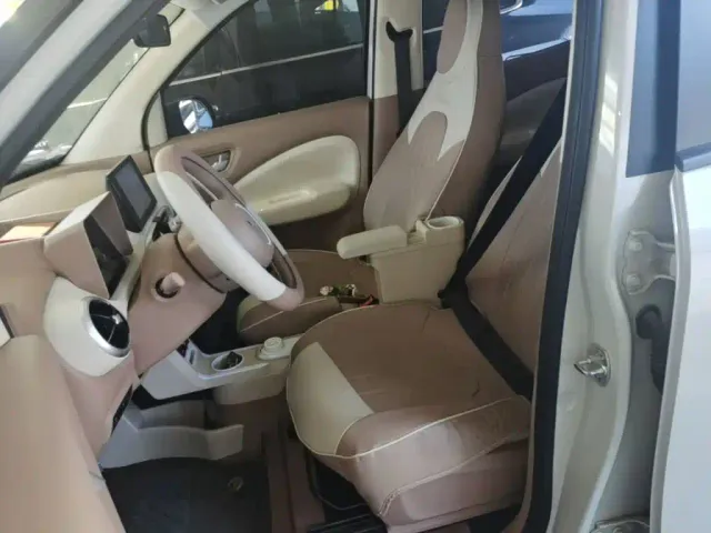 Wuling Hongguang Mini EV — Фото автомобиля 14