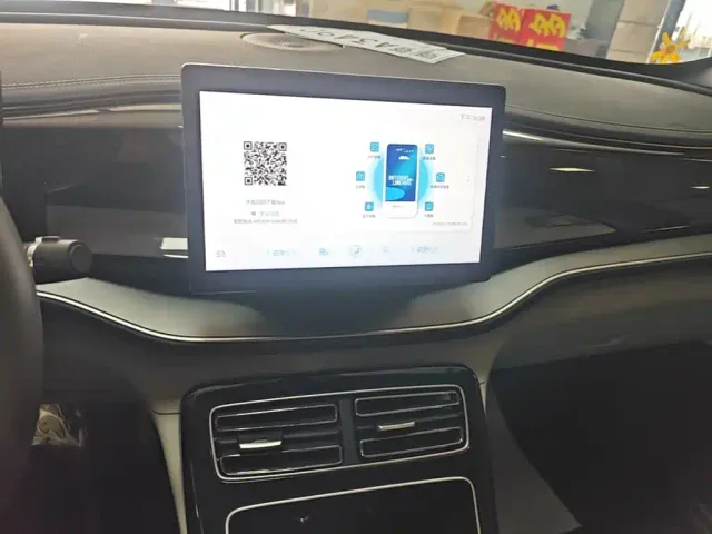 BYD Qin PLUS — Фото автомобиля 12