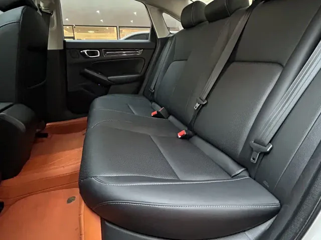 Honda Civic 2022 240TURBO CVT Sport Edition — Фото автомобиля 15