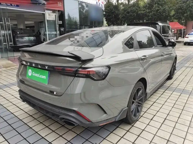 Geely Binrui — Фото автомобиля 6