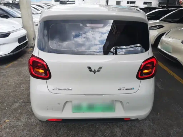 Wuling Hongguang Mini EV — Фото автомобиля 5
