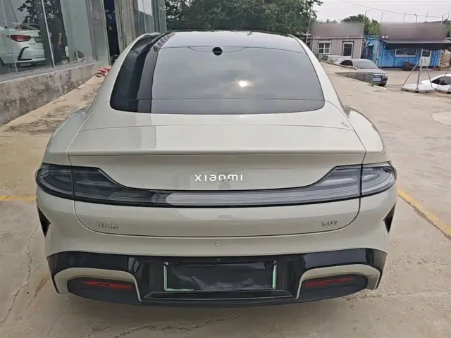 Xiaomi SU7 — Фото автомобиля 5