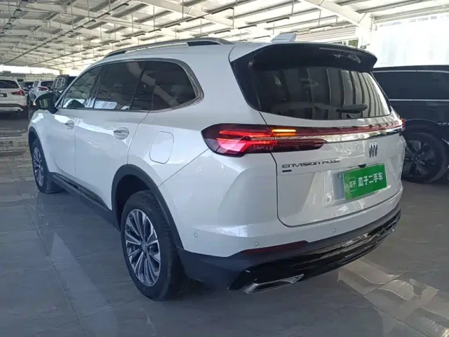 Buick Envision Plus — Фото автомобиля 4