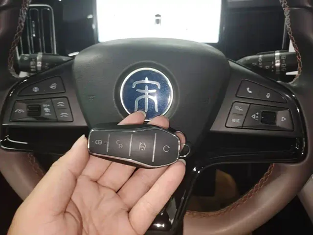 BYD Song Pro — Фото автомобиля 8