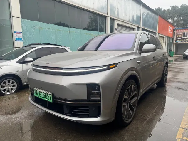 Фотография автомобиля — Li Auto L7