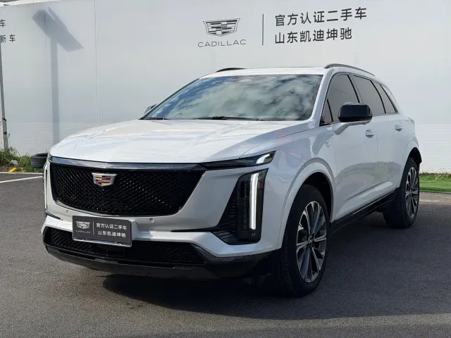 Фотография автомобиля — Cadillac XT5