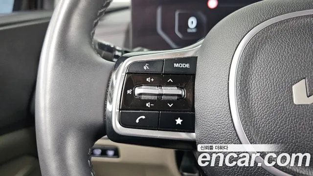 Kia Carnival 4th Gen — Фото автомобиля 16