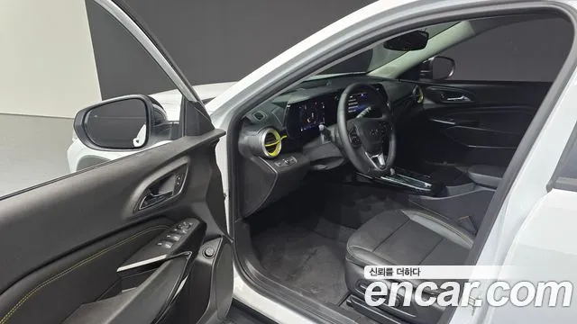ChevroletGMDaewoo Trax Trax Кроссовер — Фото автомобиля 10