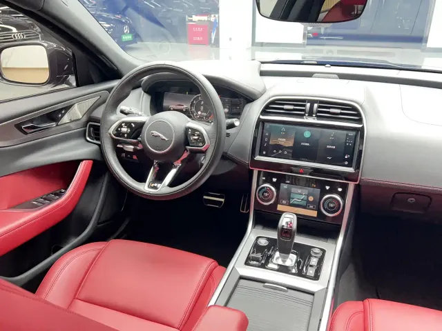Jaguar XEL — Фото автомобиля 22