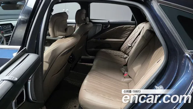 Kia K8 — Фото автомобиля 16