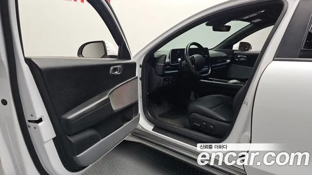 Hyundai Ioniq6 — Фото автомобиля 10