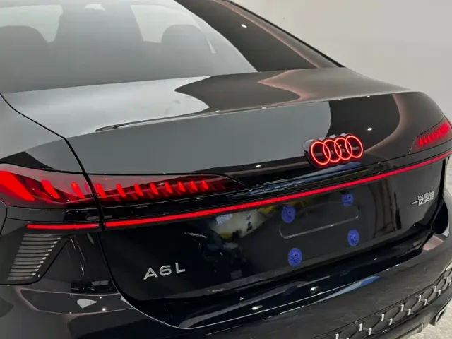 Audi A6L — Фото автомобиля 20