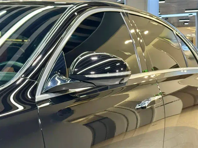 Mercedes-Benz S-Class — Фото автомобиля 9