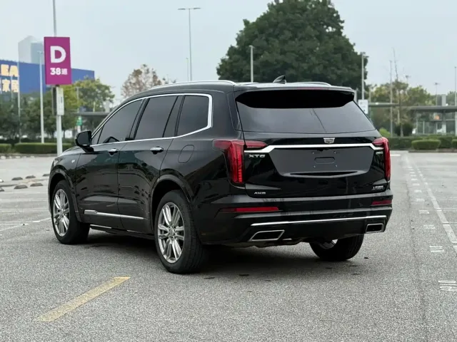 Cadillac Cadillac XT6 2022 2.0T 6-Seater 4WD Luxury 120th Anniversary Limited Edition — Фото автомобиля 8