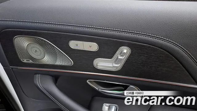 Mercedes-Benz GLS-Class — Фото автомобиля 19